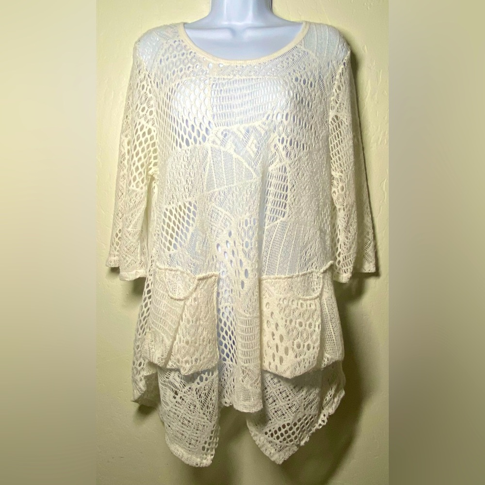 Lace Tunic with pockets!